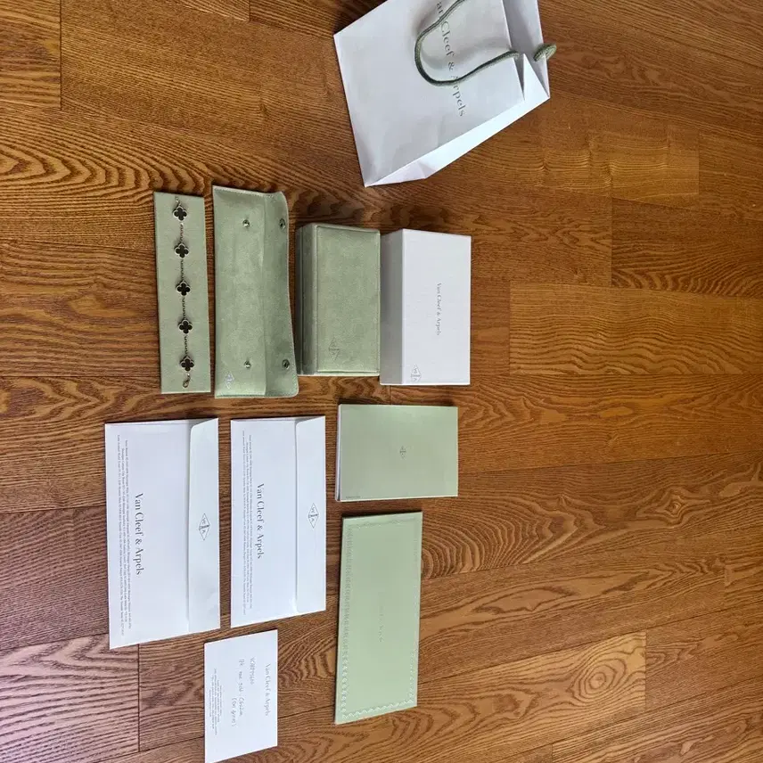 반클리프앤아펠 Van Cleef & Arpels Vintage Alhambra 5 Motifs Bracelet 사진 2