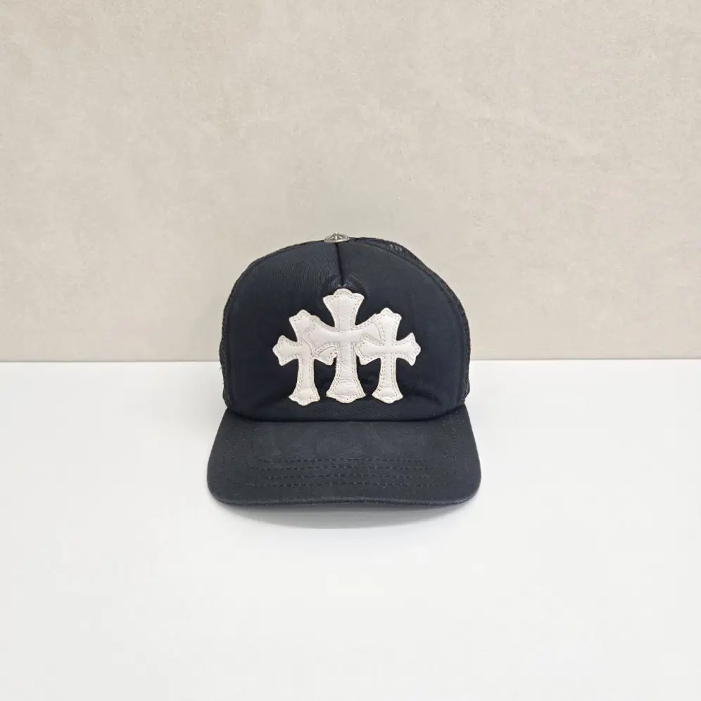 Chrome Hearts Cemetery Cross Trucker Hat Black White