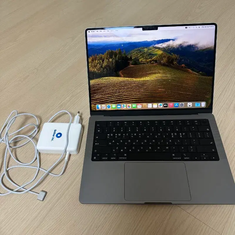 애플 맥북프로 14 M1 16GB/512GB 모델 판매합니다.