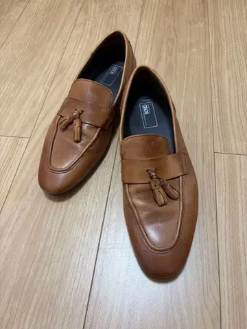 [ 새상품급 ] ASOS 태슬 로퍼 브라운 UK8 ( 26.5~27cm 상당 )