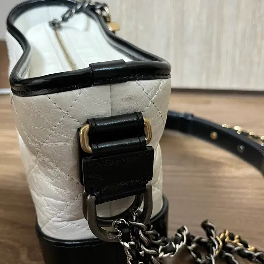 샤넬 가브리엘 호보백 스몰 화이트 29번대 사진 8