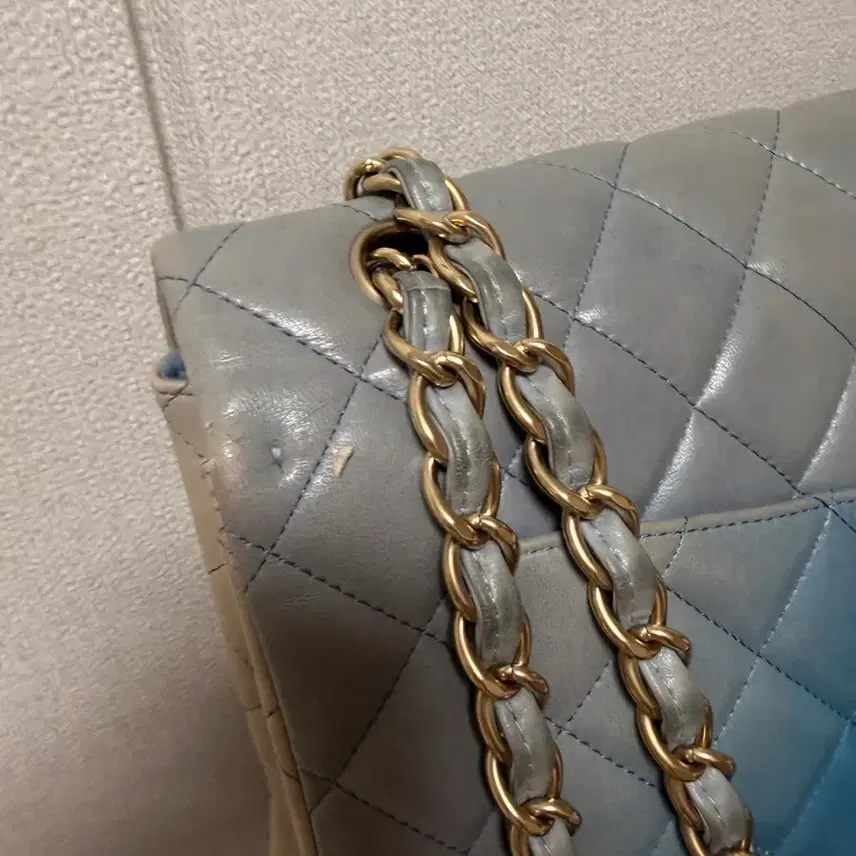 샤넬 클래식 맥시 그라데이션 램스킨 사진 3