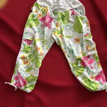 MIKANO 미카노 카프리 팬츠 꽃무늬 여성용 프리