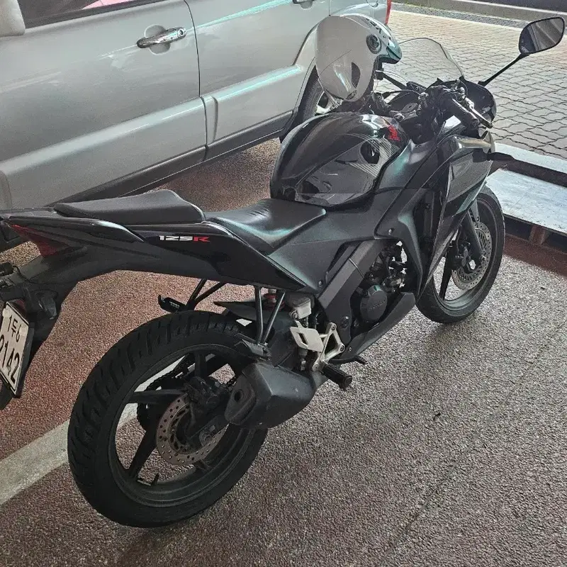 cbr125 16년식