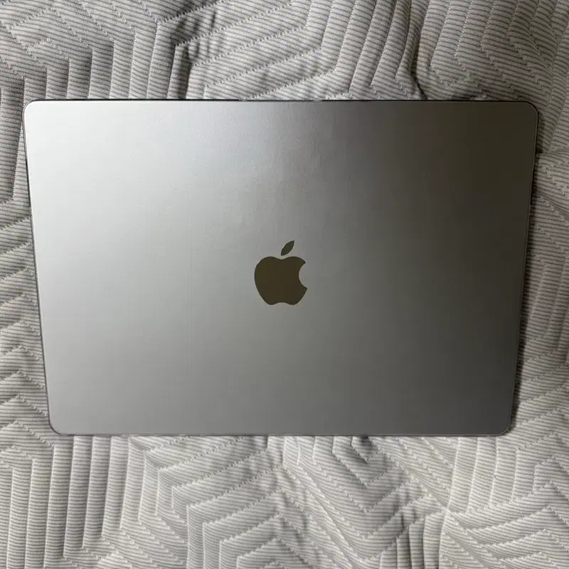 맥북 에어 15인치 M4 24GB 512GB 실버