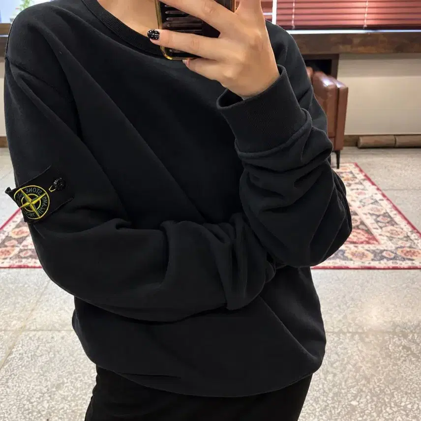 Stone Island ストーンアイランド ブラックワッペン スウェット