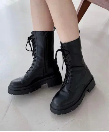 Heather 미들 레이스업 부츠 M 블랙