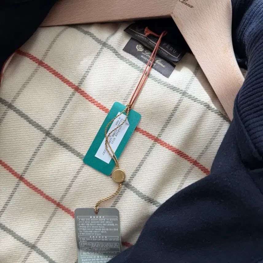 로로피아나 비쿠냐 캐시미어 구스다운 패딩 새상품급 S 사진 3