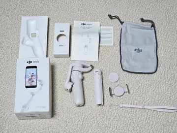 DJI OM 5 스마트폰 짐벌 — Main product photo