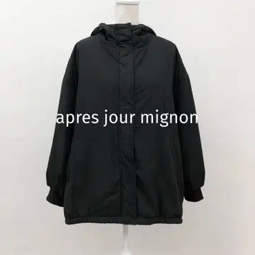 apres jour mignon 블랙 후드 충전솜 다운 자켓