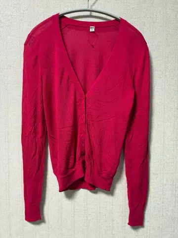 새상품 택 포함 UNIQLO 유니클로 V넥 가디건 핑크 S 긴팔