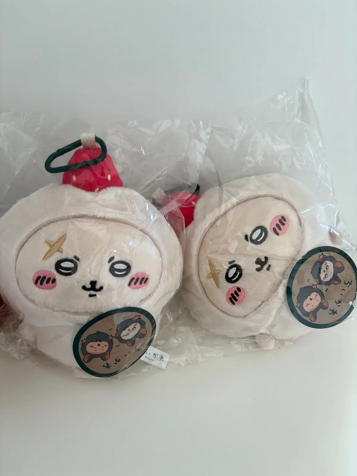 Chiikawa Limited Edition Rakko Pouch Halloween Strawberry Mochi