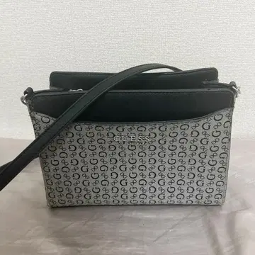 GUESS 숄더백