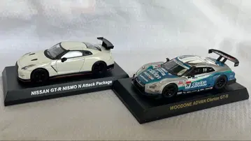 교쇼 1/64 NISSAN GT-R 2종