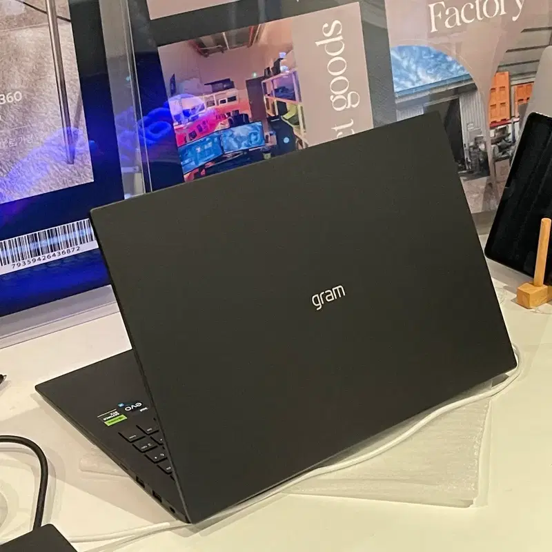 Lg gram 엘지그램 16인치 rtx3050 i7-1360P 노트북 블랙