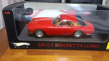 Hot Wheels Elite Ferrari 250 GT 1/18