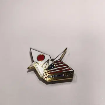 한정품 미국 건국 250주년 기념 핀 배지 종이학