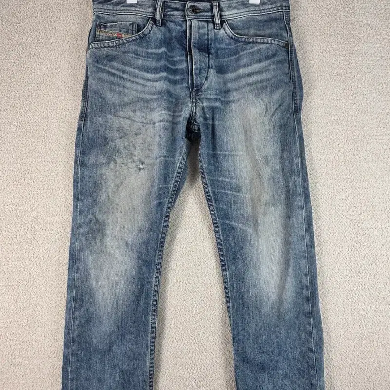디젤 BRADDOM 빈티지 워싱 데님 팬츠