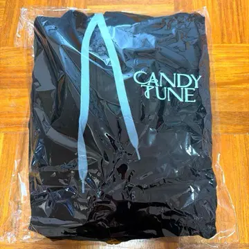 [ 새상품 ] CANDY TUNE LOGO Zip-up hoodie