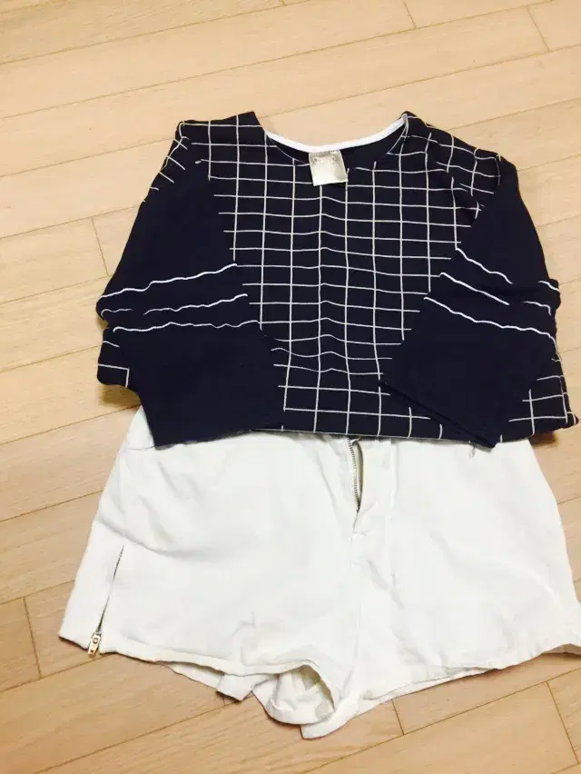 Ayland Check Short Sleeve Crop Tee