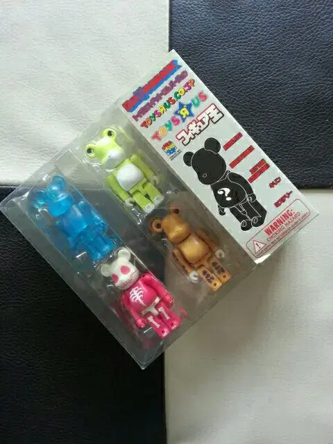 베어브릭 Toysrus Bearbrick kubrick