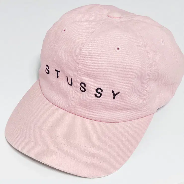 [정품] STUSSY 스투시 텍스트 로고자수 비비드핑크컬러 빈티지 볼캡