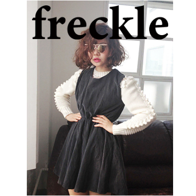 Freckle Ivory Wool Lace Knit