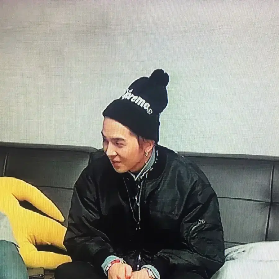 슈프림 송민호모자 Supreme Citus Beanie