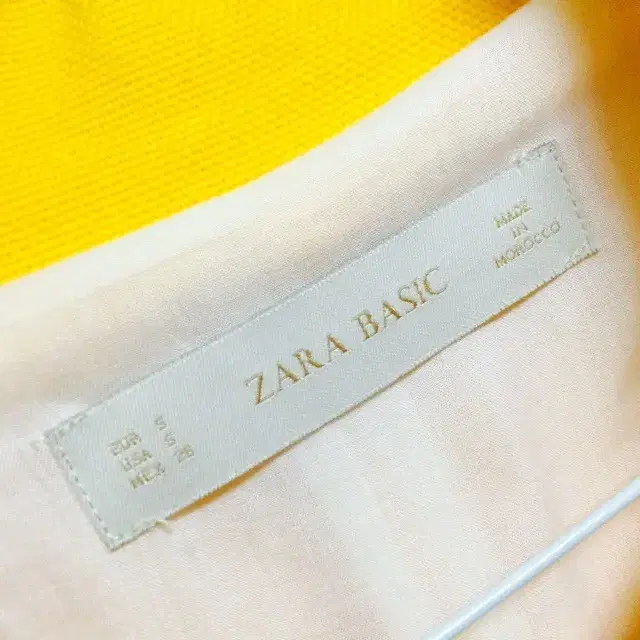 자라(ZARA) 베이직 노랑코트