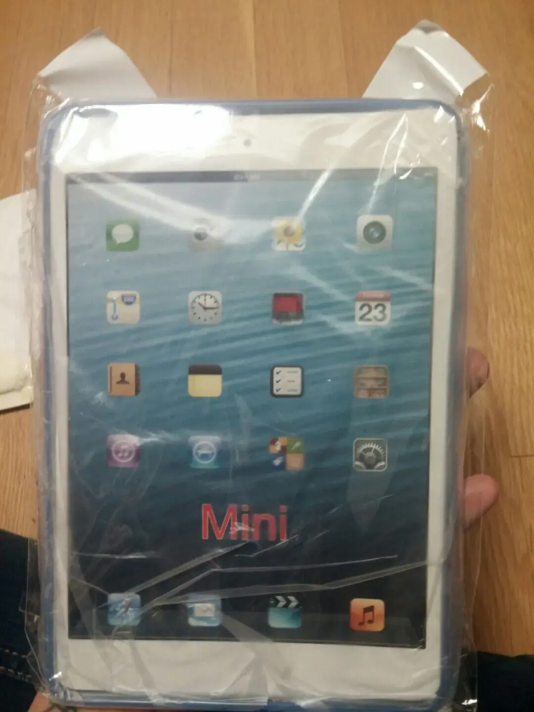 iPad mini 4 case, sealed