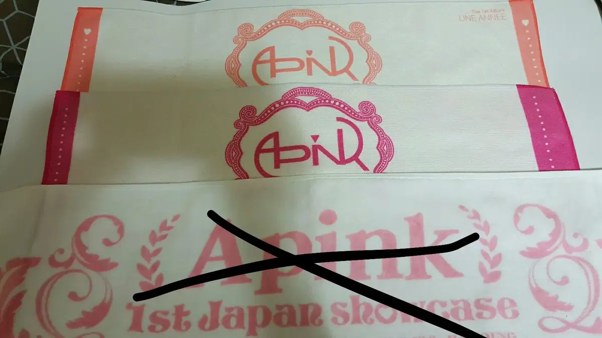 Apink Slogans & Photocards & Goods