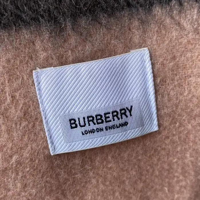 [정품] BURBERRY 버버리 리버서블 체크 모노그램 캐시미어 머플러