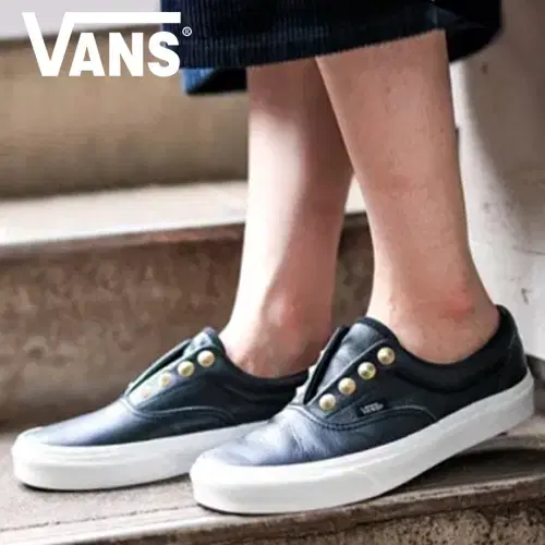 [정품] VANS 반스 에라 락스터드 여성용 가죽스니커즈(220)