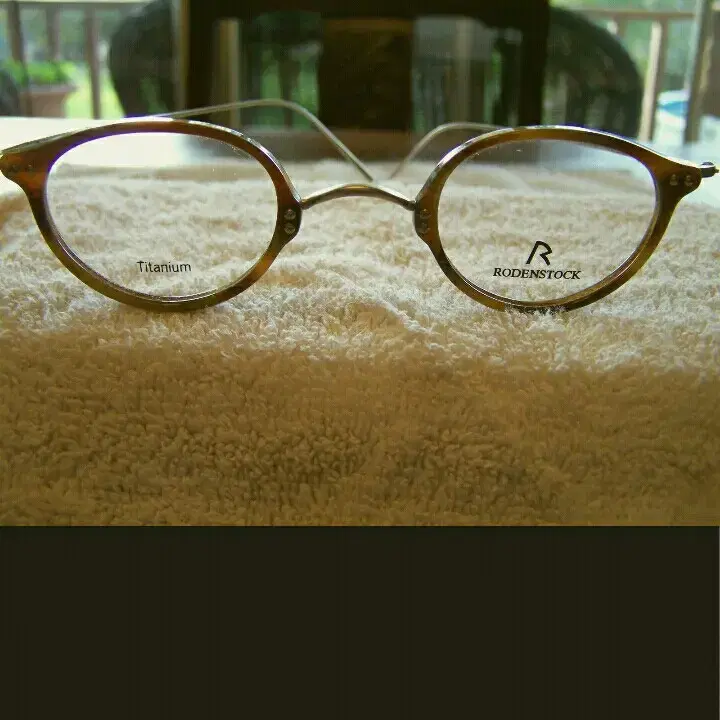 코받침 없는 안경 rodenstock