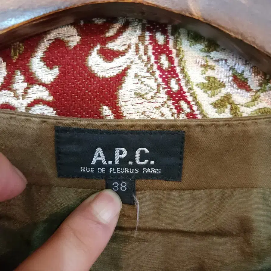 apc 아페쎄 카키 코튼 민소매 원피스 프랑스판