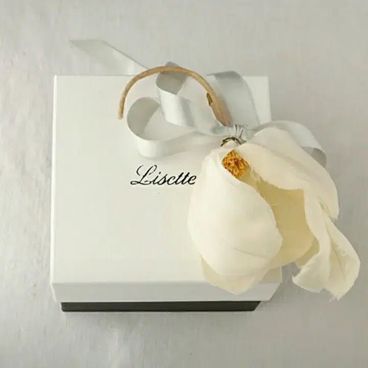 made in Japan  Lisette   corsage(코사지)