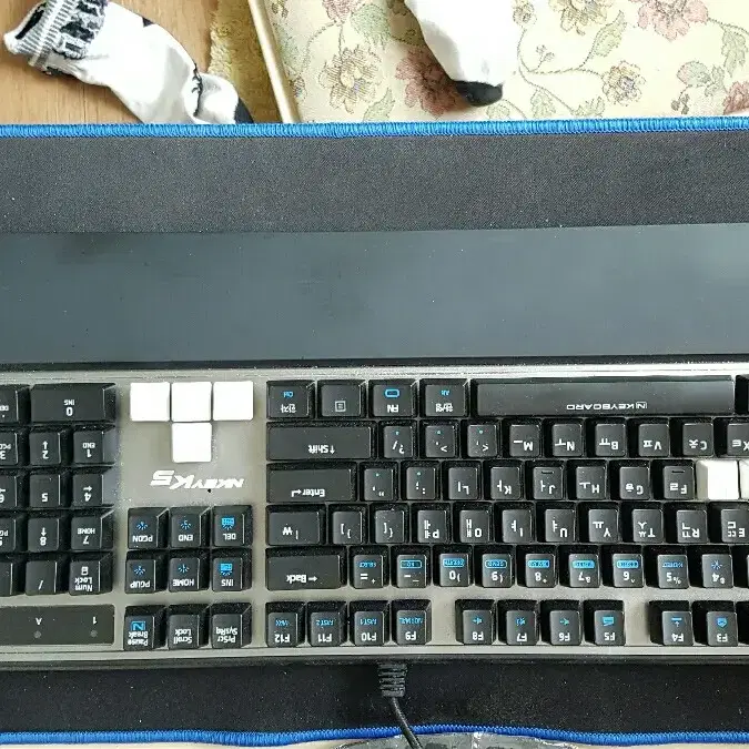 n keyboard k5 청축 팝니다