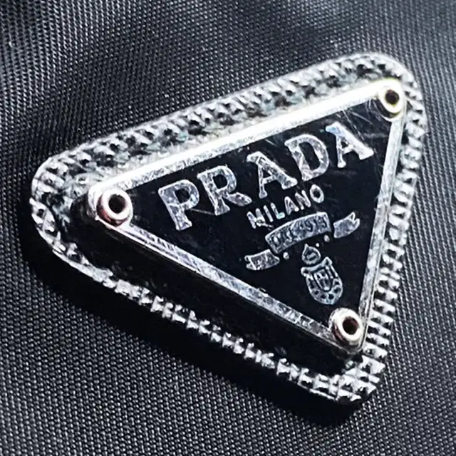 [정품] PRADA 프라다 메탈플레이트 엠블럼 빈티지 커스텀 카드지갑