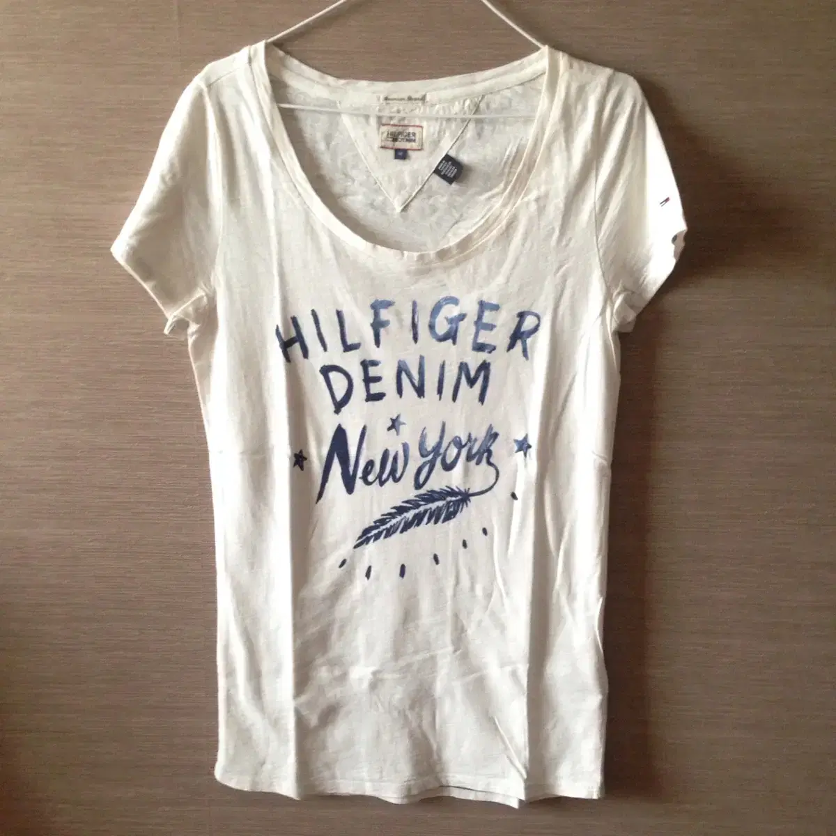 [66] Tommy Hilfiger Denim T-Shirt