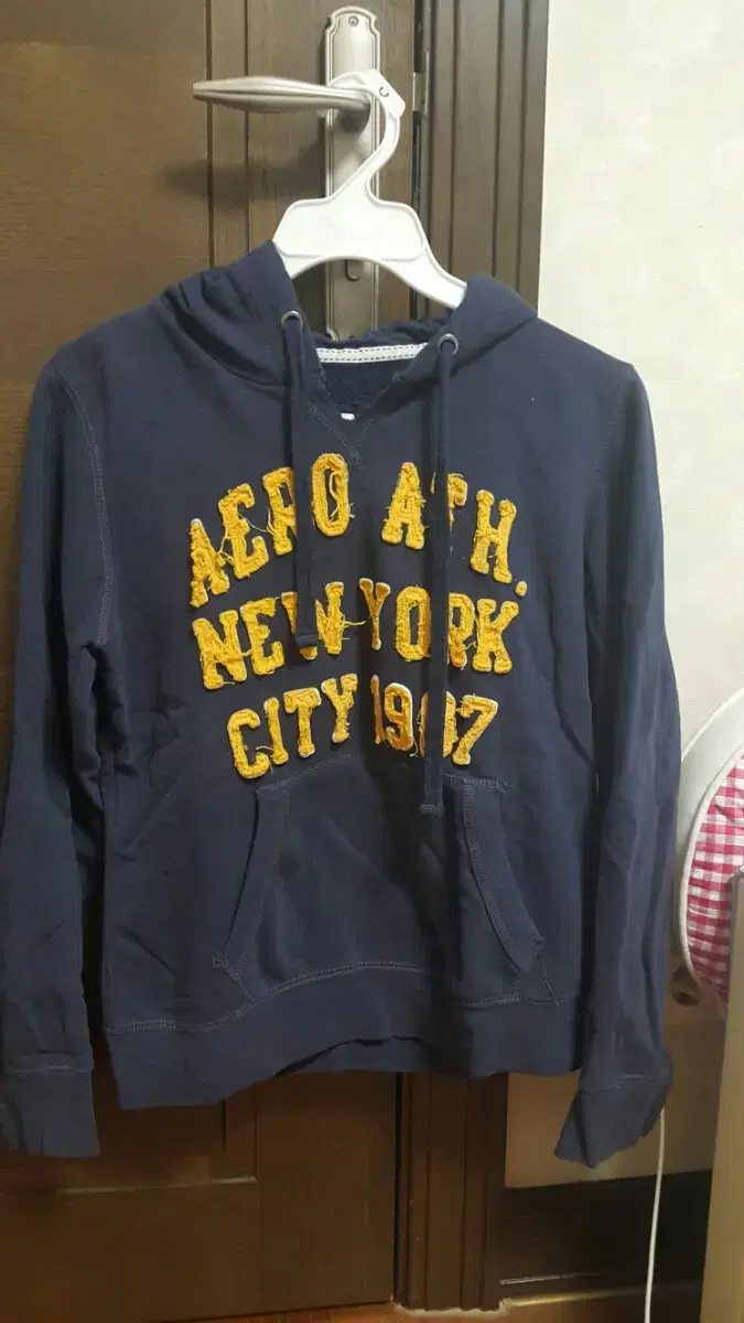 [L] Aeropostale hoodie