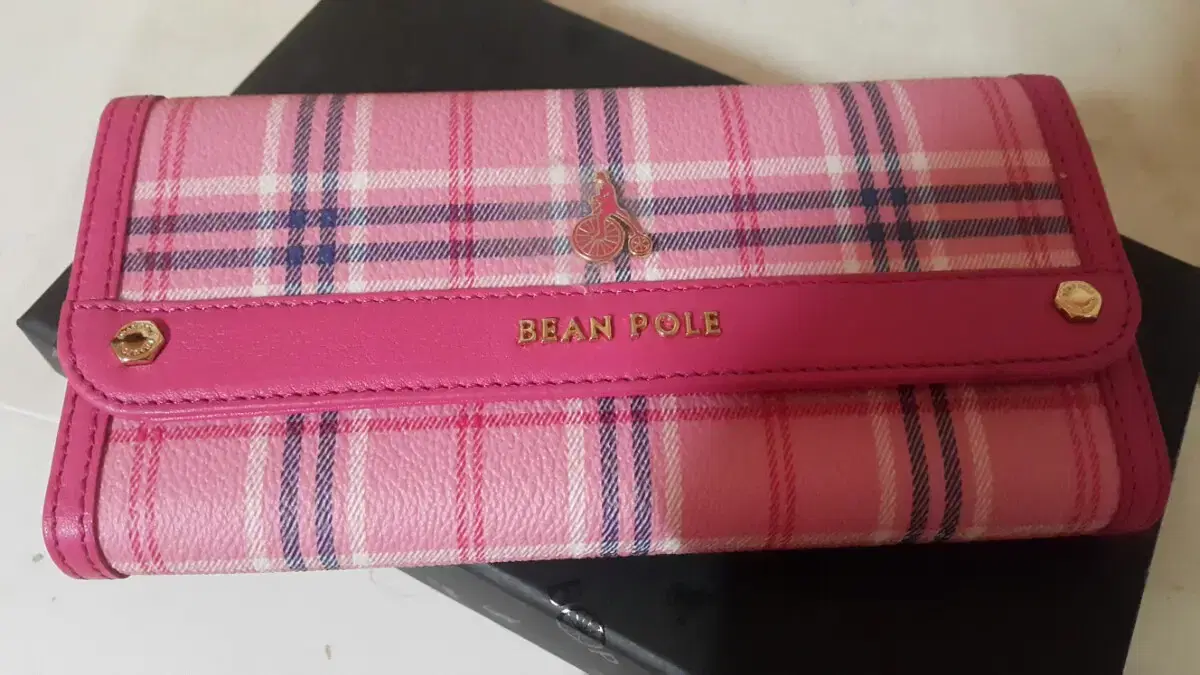 Vinpole Pink Check Wallet (new)