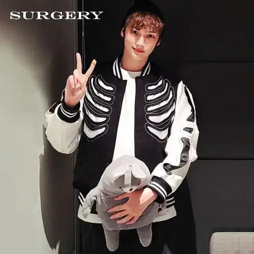 [정품] SURGERY 써저리 본컷팅 아우터 바시티자켓 ver.2 (S)