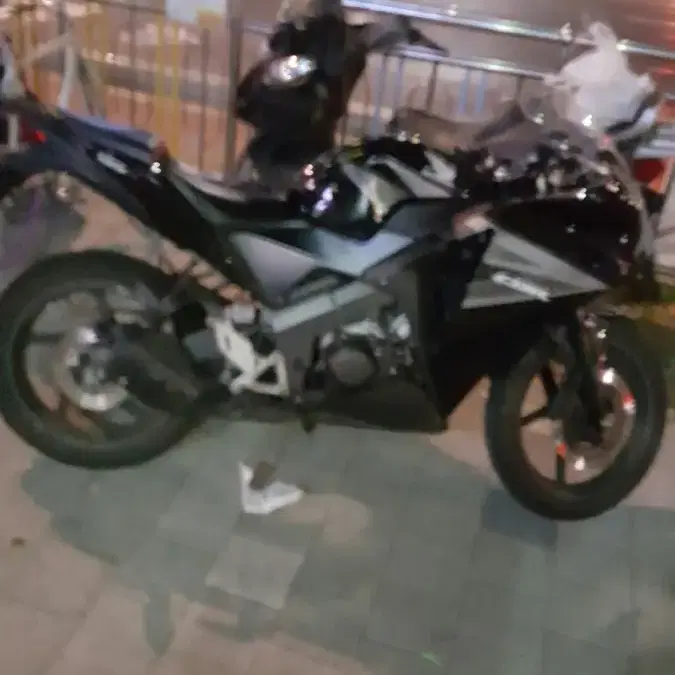 cbr125 12년식