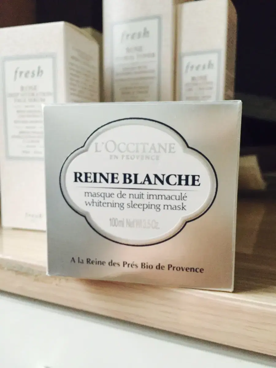 L'Occitane Whitening Sleeping Mask, Ren Blanc