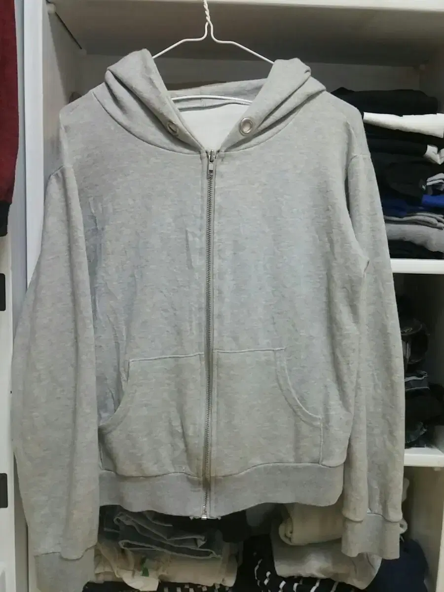 [FREE] Rainbow Hood Zip Up