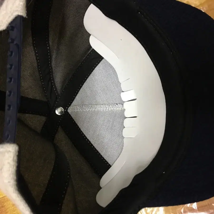 슈프림 felt s logo snapback