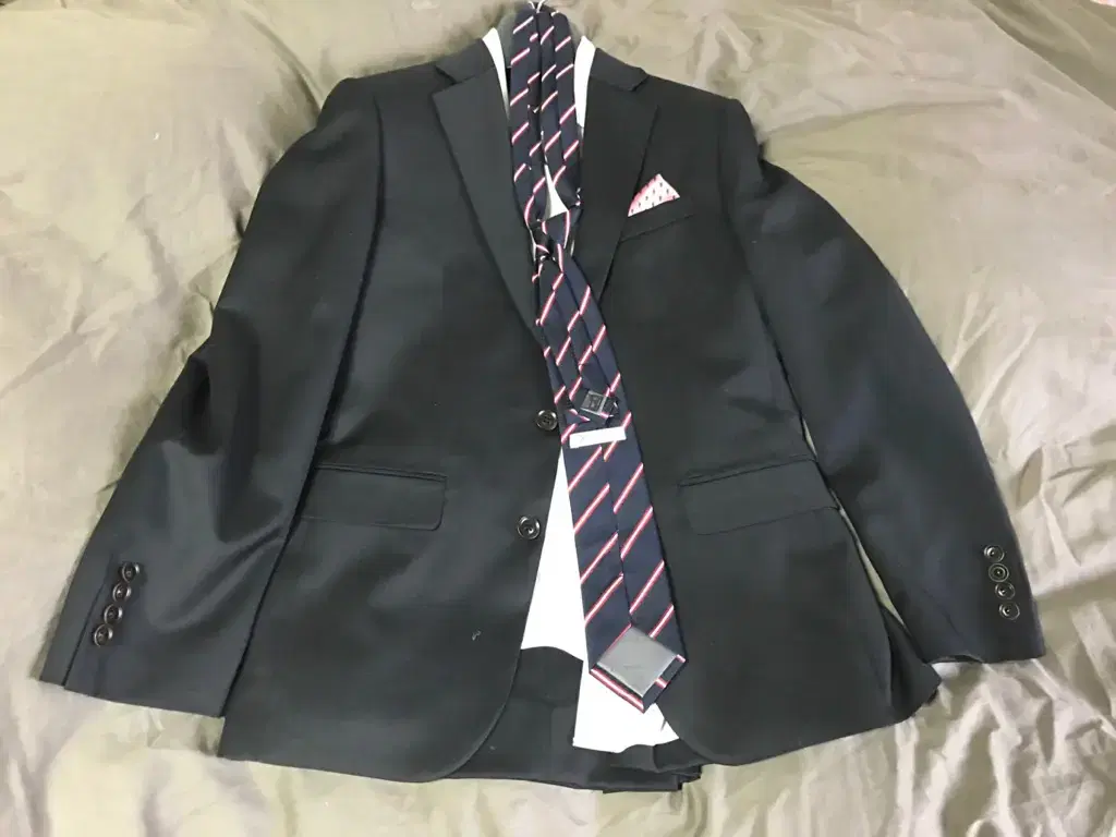 Gio Gia Suit Full Set + Tie