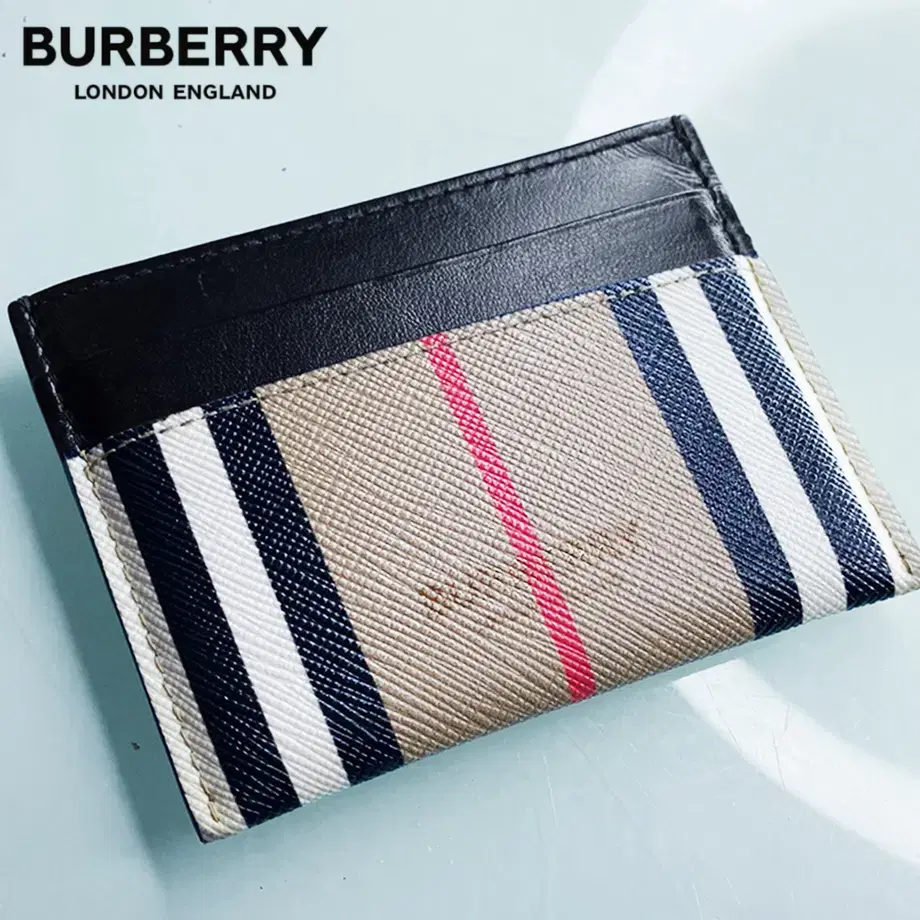 [정품]BURBERRY 버버리 아이콘 스트라이프 소가죽 카드지갑