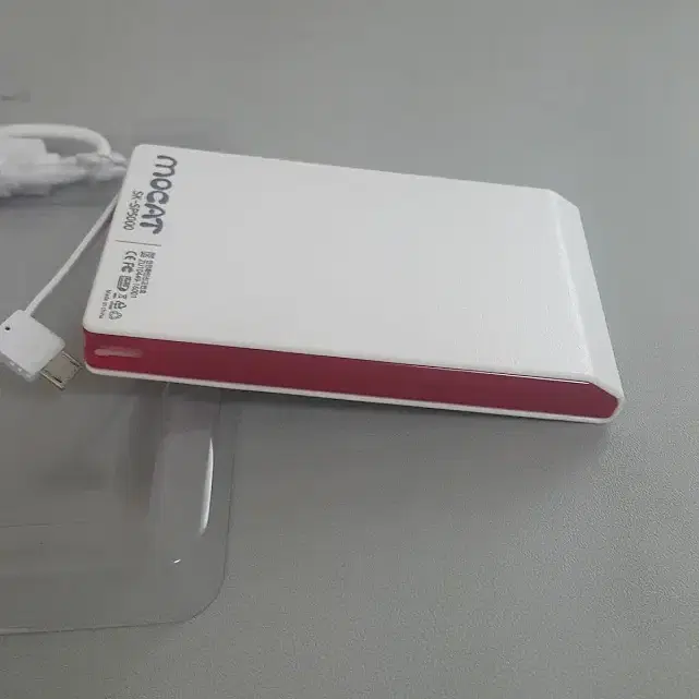 새상품 -모캣 보조배터리 5.000mAh x 2개