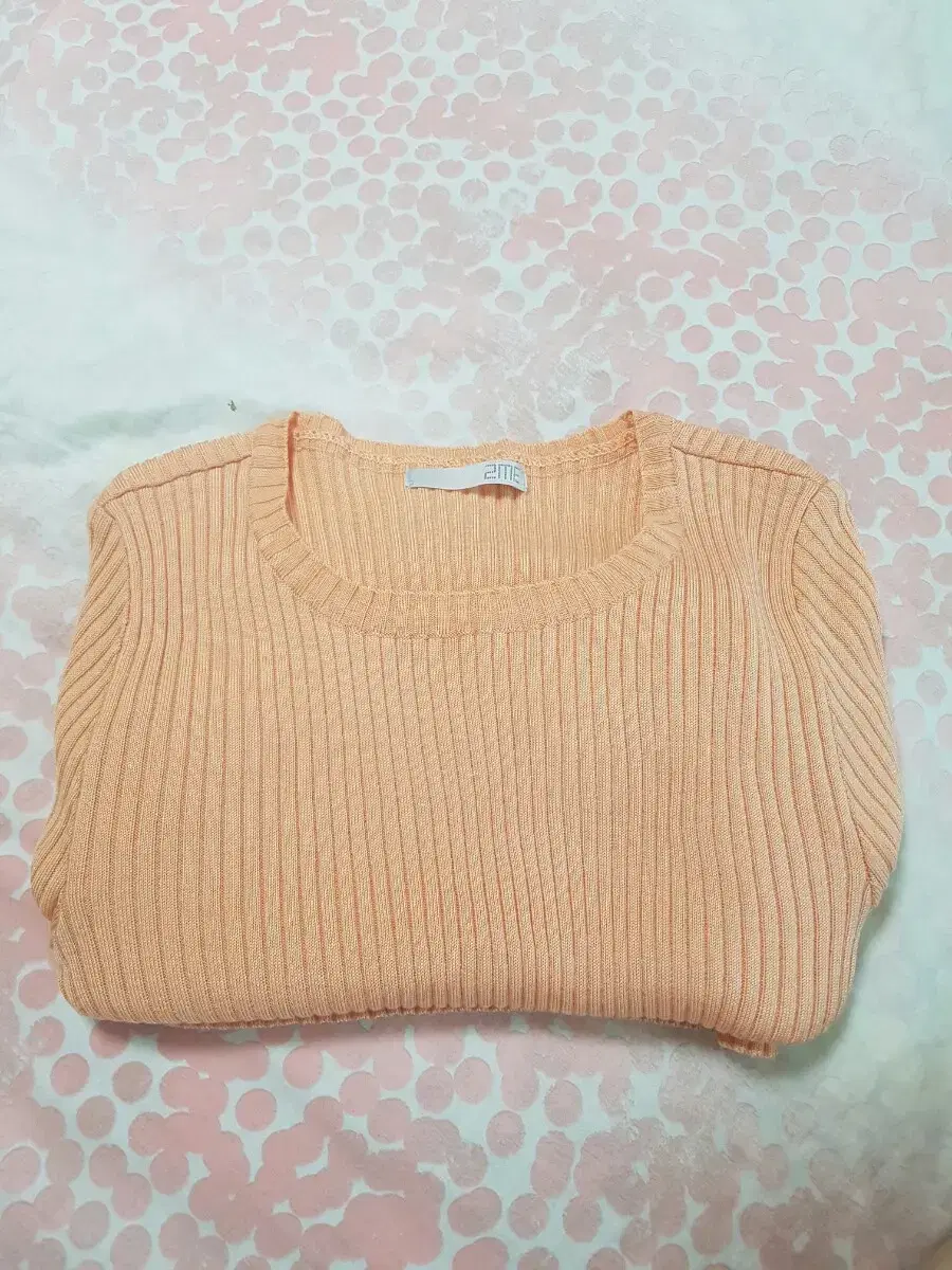 [55] High-quality color ribbed tee